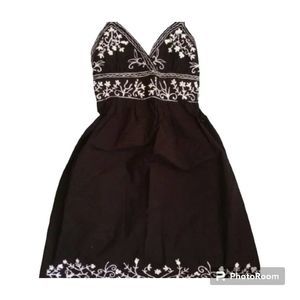 Suzy Shier embroidered babydoll dress